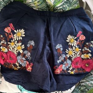 Anthology Floral Embroidered Navy Shorts NWT